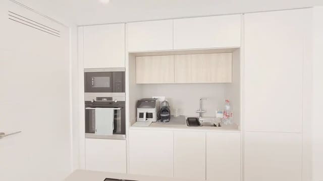 2 soverom Leilighet til salgs i Centro ciudad, Fuengirola med svømmebasseng garasje - € 820 000 (Ref: 9821779)
