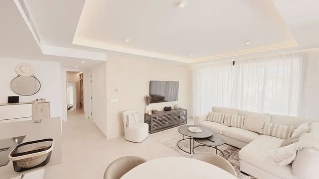 2 soverom Leilighet til salgs i Centro ciudad, Fuengirola med svømmebasseng garasje - € 820 000 (Ref: 9821779)