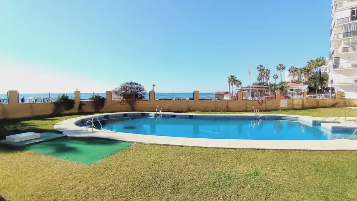 Studio for sale in Mijas with pool garage - € 245,000 (Ref: 9821780)