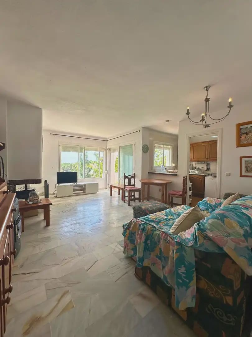 2 chambre Penthouse à vendre à Marbella avec piscine garage - 280 000 € (Ref: 9821781)