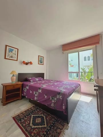 2 chambre Penthouse à vendre à La Reserva, Marbella avec piscine garage - 280 000 € (Ref: 9821781)