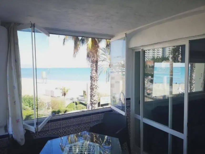 1 soverom Strandleiligheter til salgs i Benalmadena med garasje - € 390 000 (Ref: 9821785)