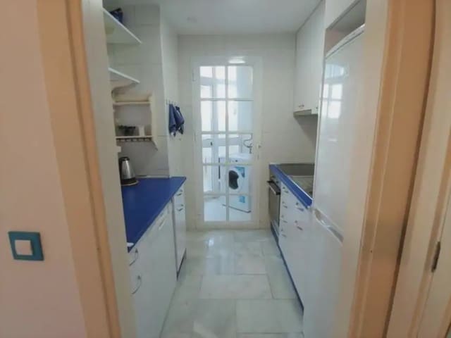 1 soverom Strandleiligheter til salgs i Arroyo de la Miel, Benalmádena med garasje - € 390 000 (Ref: 9821785)