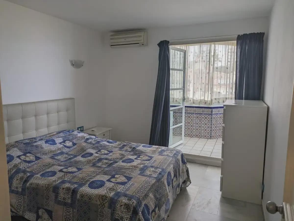 1 soverom Strandleiligheter til salgs i Benalmadena med garasje - € 390 000 (Ref: 9821785)