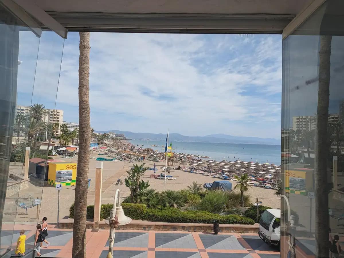 1 soverom Strandleiligheter til salgs i Benalmadena med garasje - € 390 000 (Ref: 9821785)