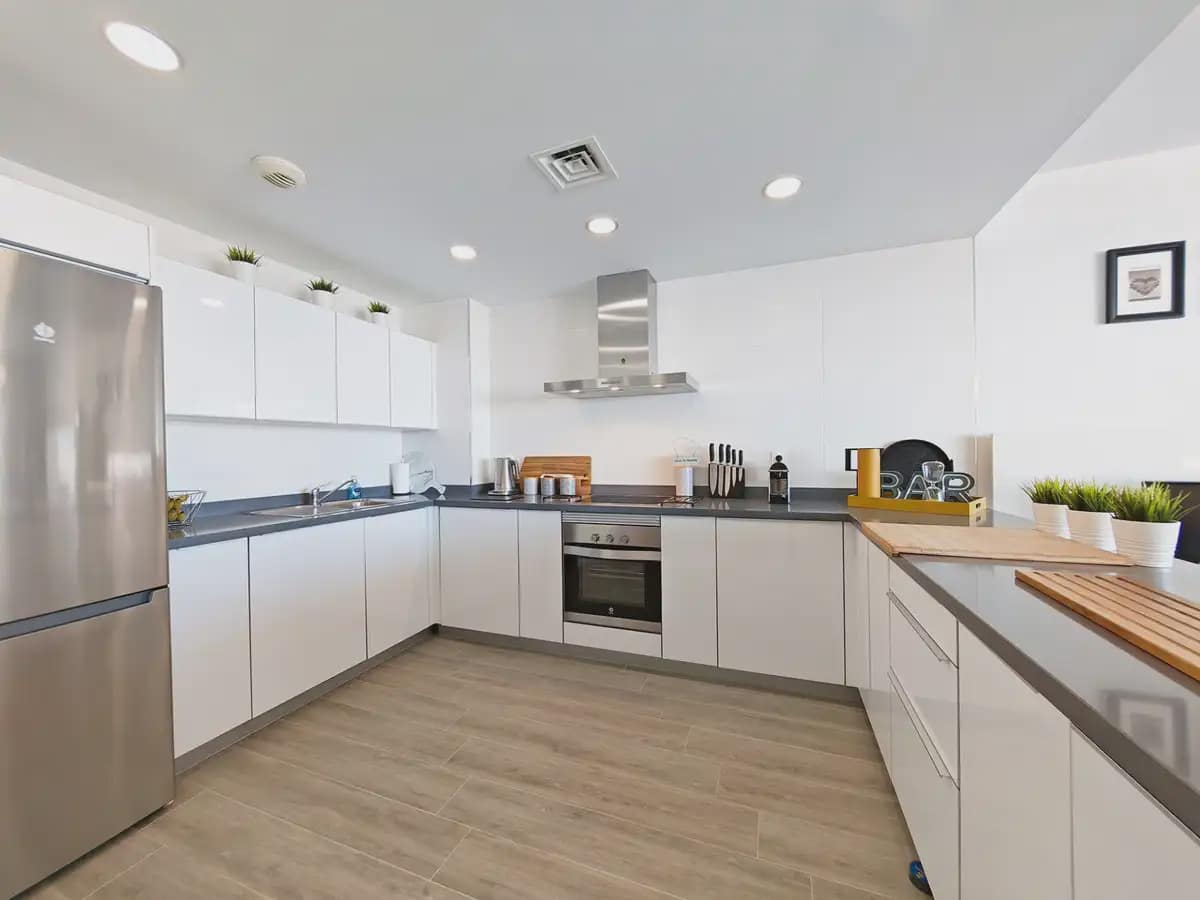 3 camera da letto Attico in vendita in Marbella con piscina - 1.050.000 € (Rif: 9821786)