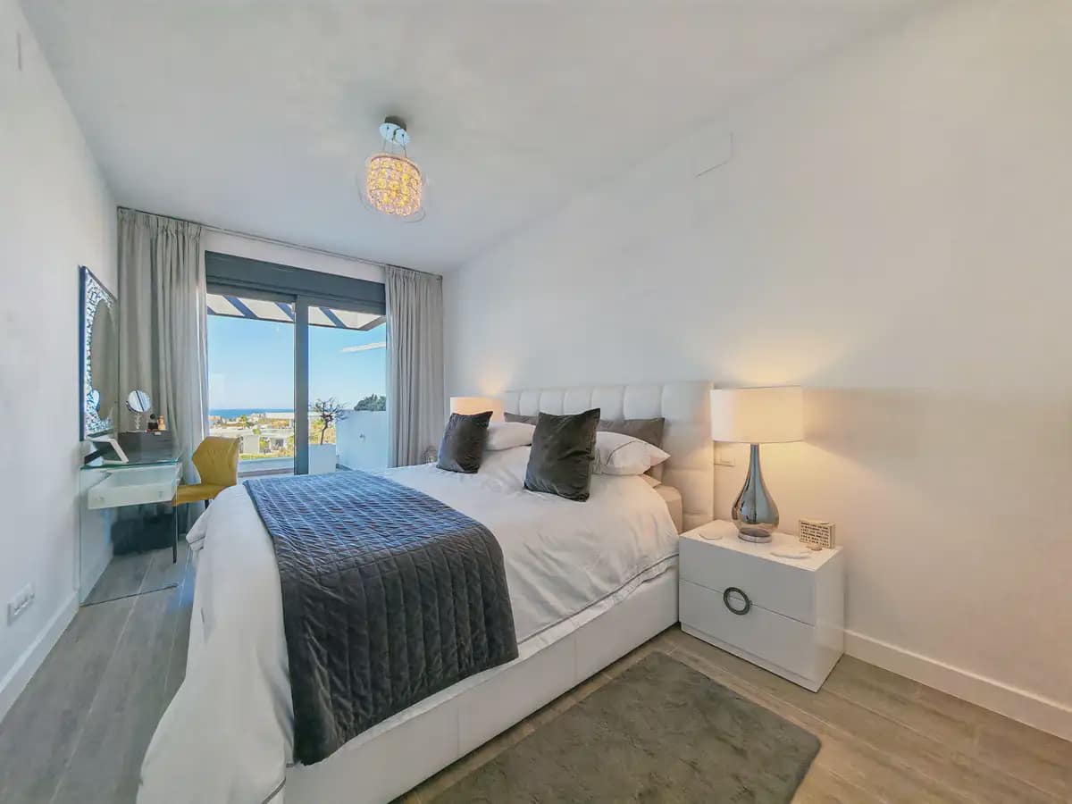 3 camera da letto Attico in vendita in Marbella con piscina - 1.050.000 € (Rif: 9821786)