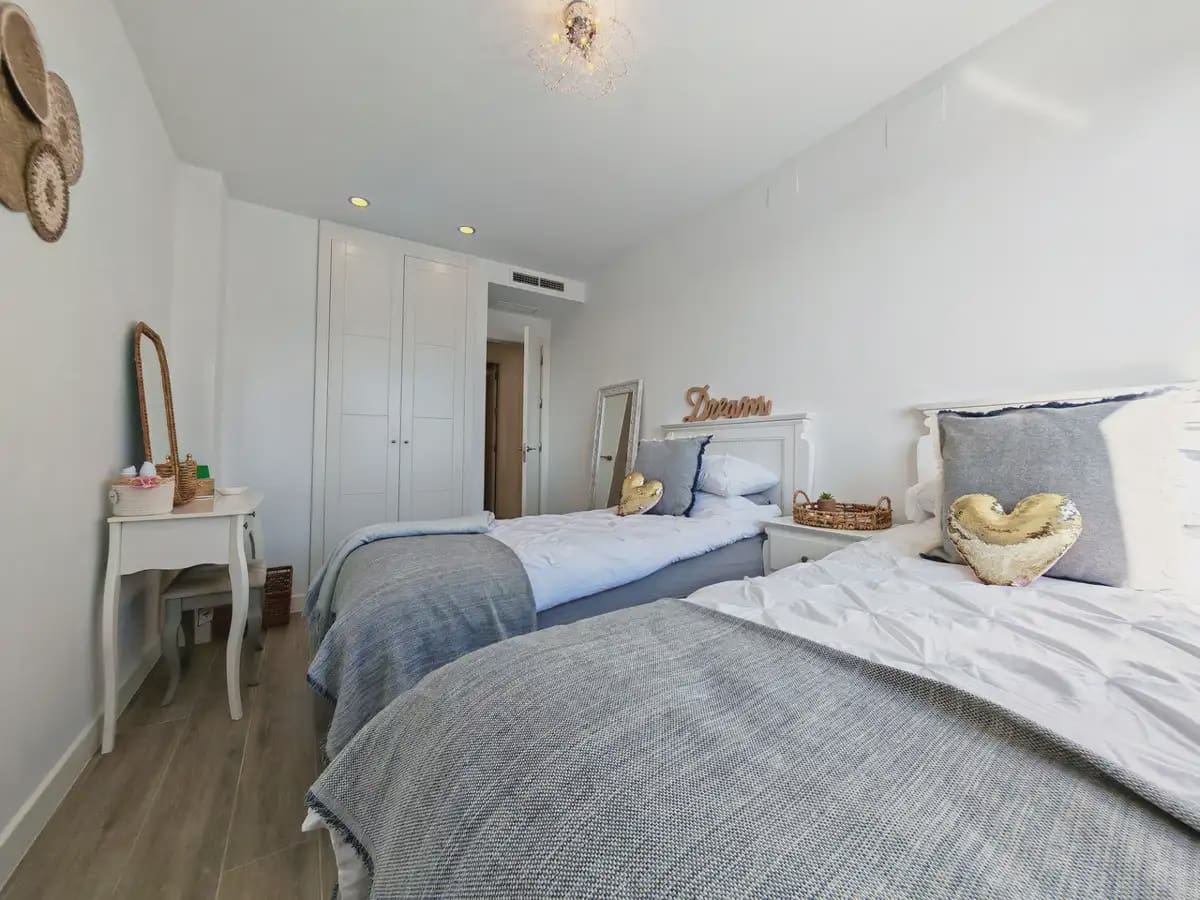 3 camera da letto Attico in vendita in Marbella con piscina - 1.050.000 € (Rif: 9821786)