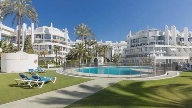 2 camera da letto Appartamento in vendita in Aloha Golf, Marbella con piscina garage - 820.000 € (Rif: 9821788)