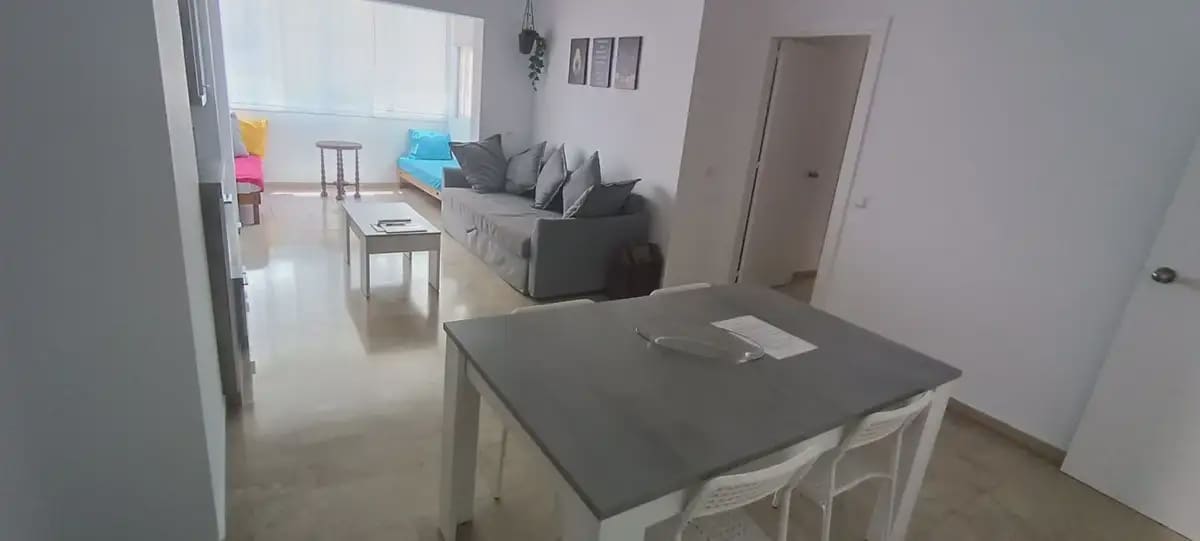 4 soveværelse Lejlighed til salg i Fuengirola med swimmingpool garage - € 450.000 (Ref: 9838510)
