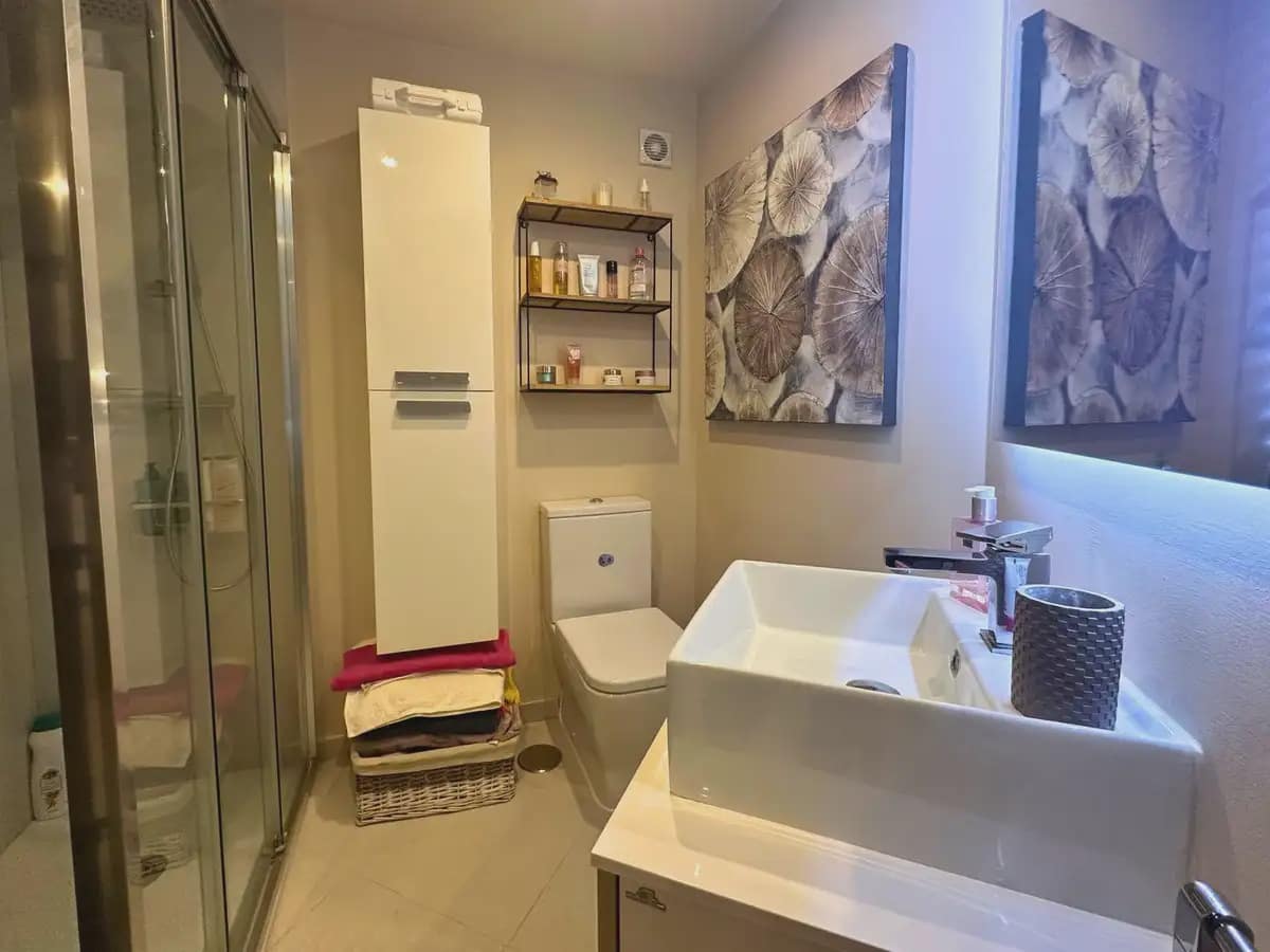2 soveværelse Lejlighed til salg i Mijas med swimmingpool - € 399.000 (Ref: 9838512)