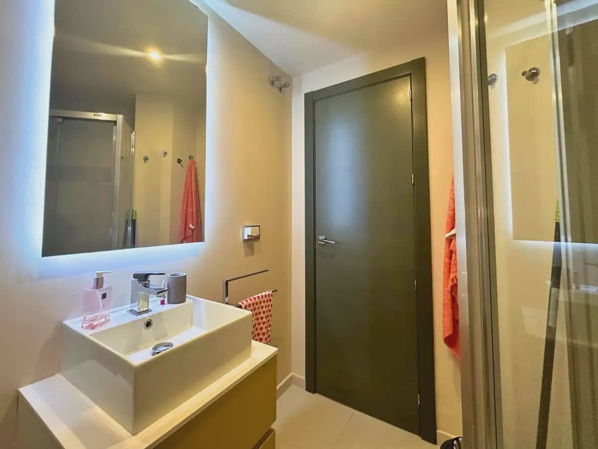 2 soveværelse Lejlighed til salg i Mijas med swimmingpool - € 399.000 (Ref: 9838512)