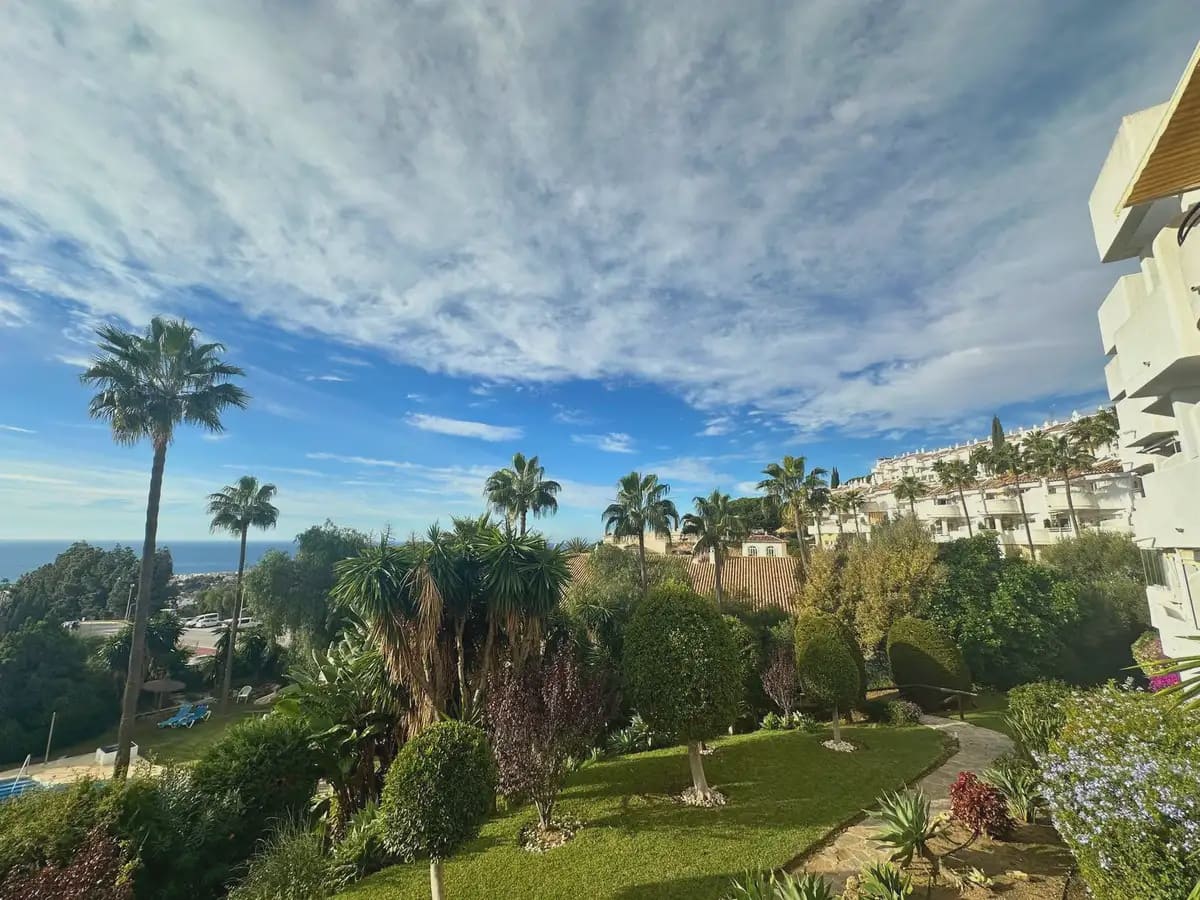 2 soveværelse Lejlighed til salg i Mijas med swimmingpool - € 399.000 (Ref: 9838512)