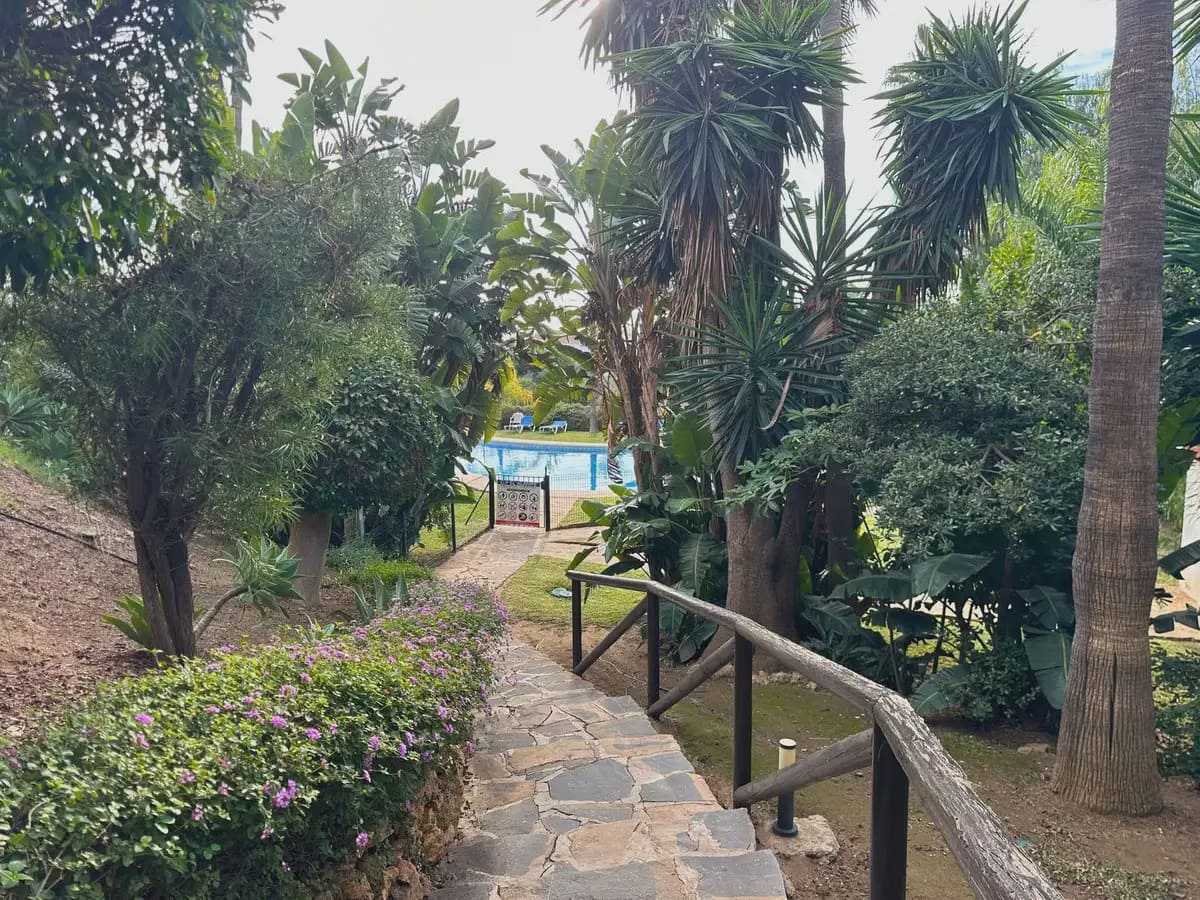2 soveværelse Lejlighed til salg i Mijas med swimmingpool - € 399.000 (Ref: 9838512)