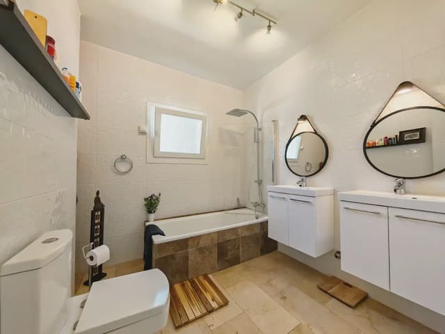 3 sypialnia Willa na sprzedaż w Calahonda, Mijas z basenem garażem - 1 155 000 € (Ref: 9838513)