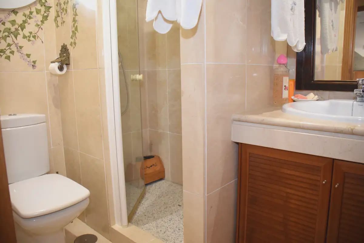 5 soveværelse Semi-Rækkehus til salg i Marbella med swimmingpool garage - € 1.500.000 (Ref: 9838514)