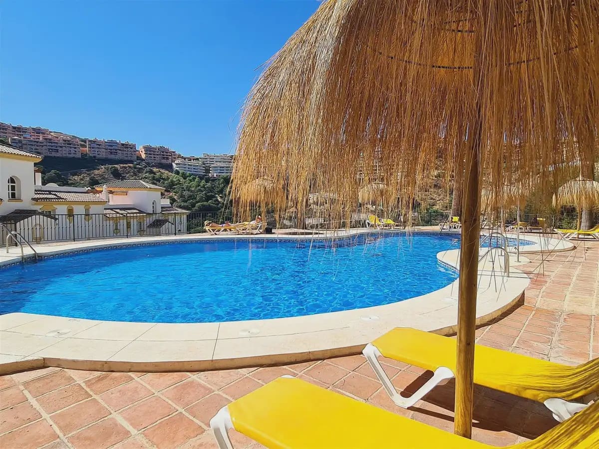 3 slaapkamer Appartement te koop in Mijas met zwembad garage - € 369.000 (Ref: 9838517)