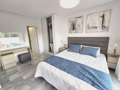 4 soverom Kjedet enebolig til salgs i Cabopino - Artola, Marbella med svømmebasseng garasje - € 1 195 000 (Ref: 9838518)