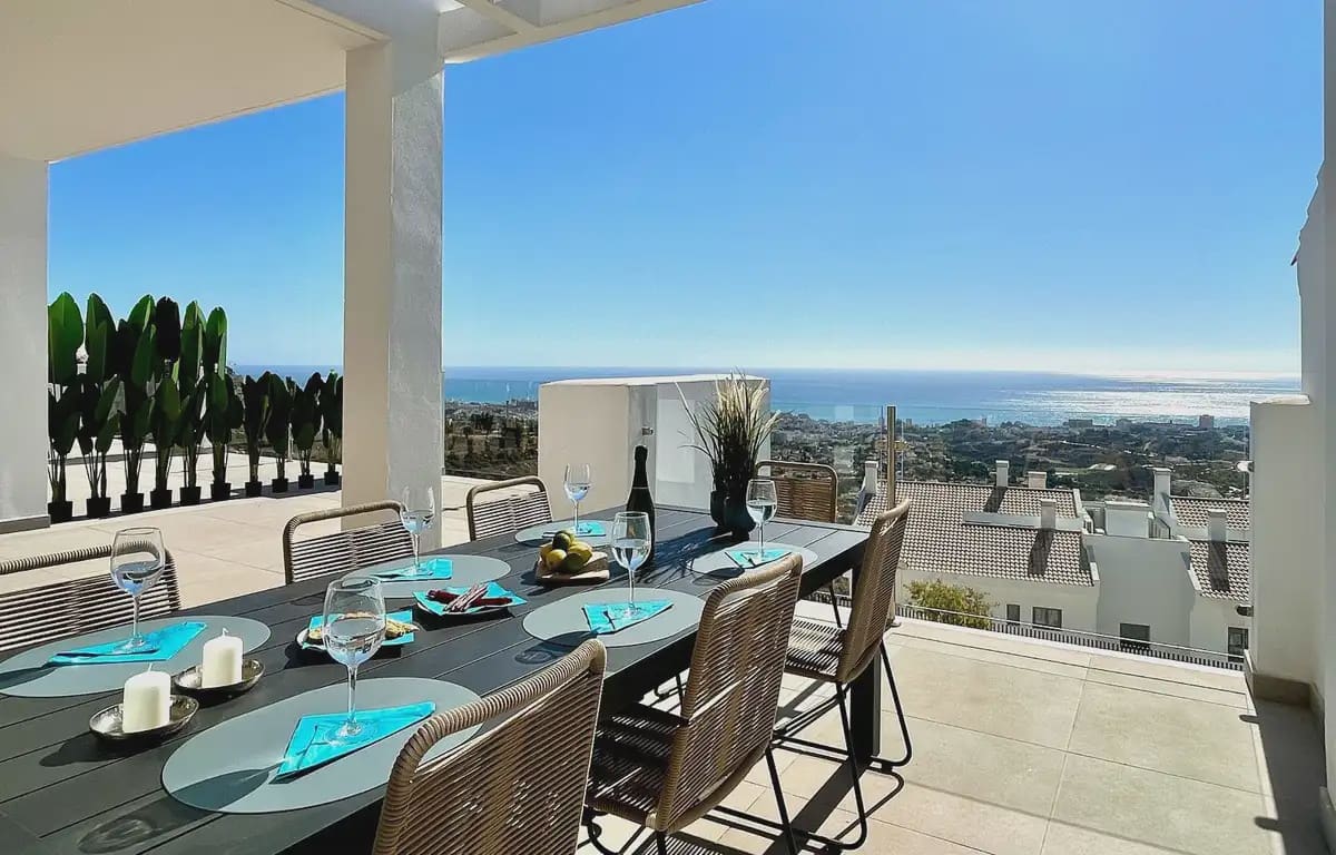 3 bedroom Penthouse for sale in Benalmadena with pool garage - € 680,000 (Ref: 9838519)