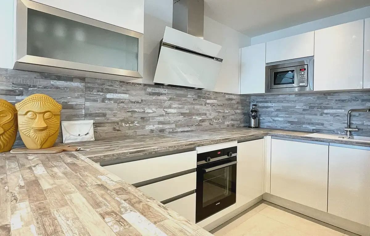 3 bedroom Penthouse for sale in Benalmadena with pool garage - € 680,000 (Ref: 9838519)