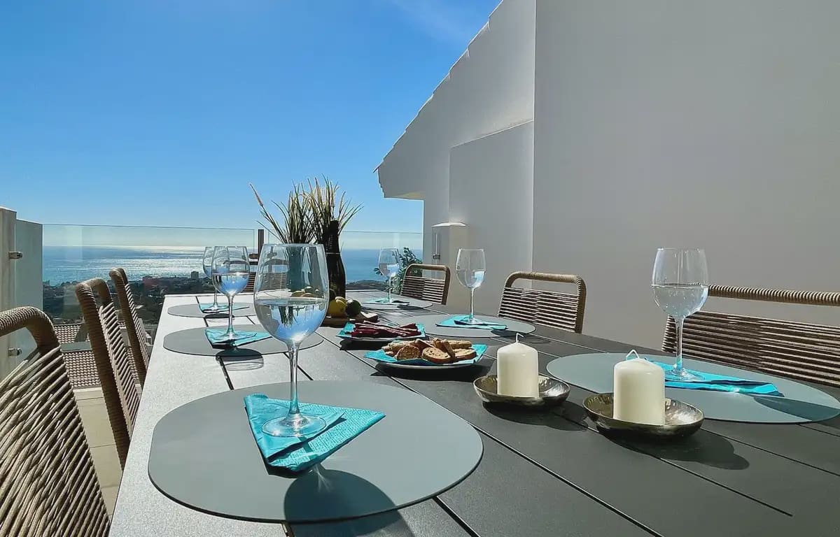3 bedroom Penthouse for sale in Benalmadena with pool garage - € 680,000 (Ref: 9838519)