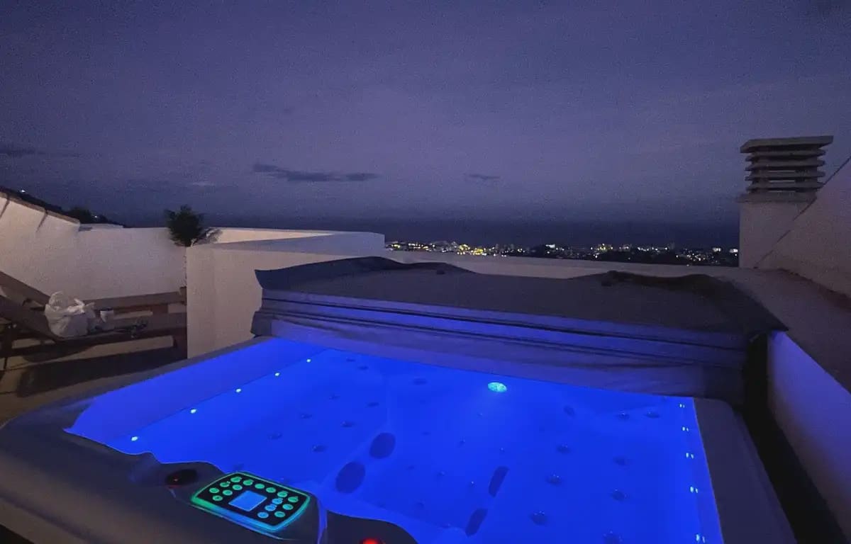 3 bedroom Penthouse for sale in Benalmadena with pool garage - € 680,000 (Ref: 9838519)