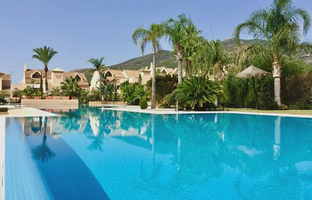 3 bedroom Penthouse for sale in Benalmadena with pool garage - € 680,000 (Ref: 9838519)