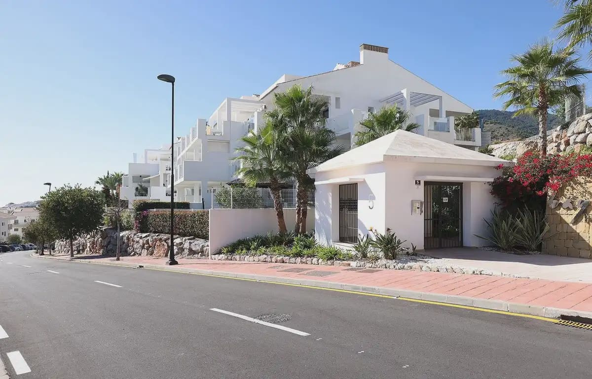 3 slaapkamer Penthouse te koop in Benalmadena met zwembad garage - € 680.000 (Ref: 9838521)