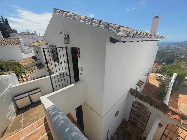 3 soveværelse Semi-Rækkehus til salg i Mijas pueblo, Mijas med swimmingpool garage - € 475.000 (Ref: 9838525)