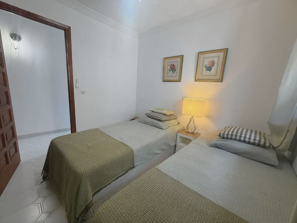 3 soveværelse Semi-Rækkehus til salg i Mijas med swimmingpool garage - € 475.000 (Ref: 9838525)