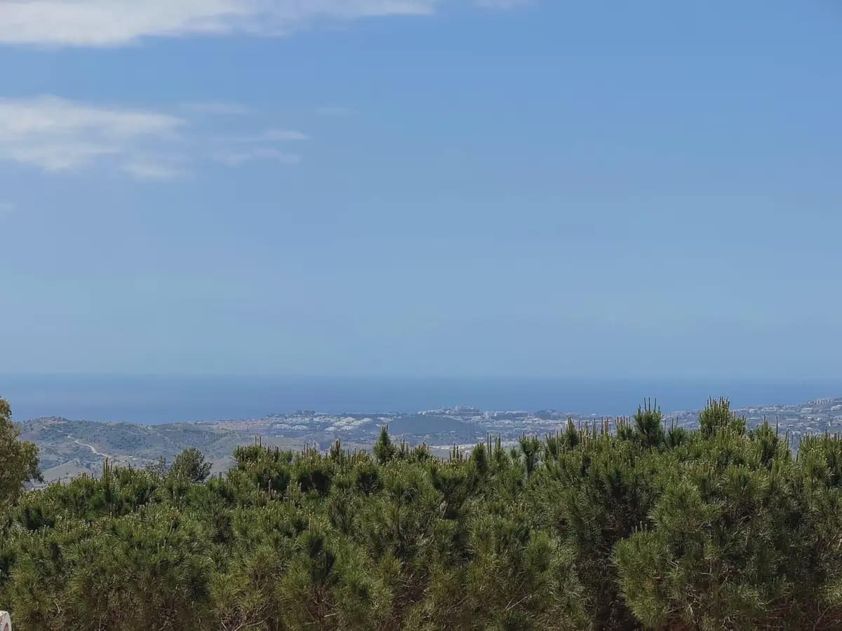 3 soveværelse Semi-Rækkehus til salg i Mijas med swimmingpool garage - € 475.000 (Ref: 9838525)