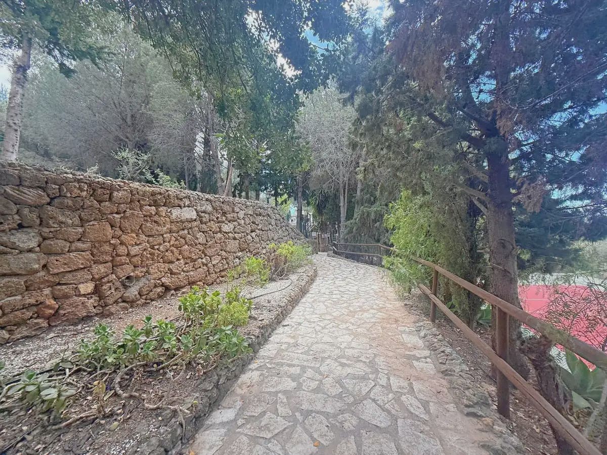 3 soveværelse Semi-Rækkehus til salg i Mijas med swimmingpool garage - € 475.000 (Ref: 9838525)