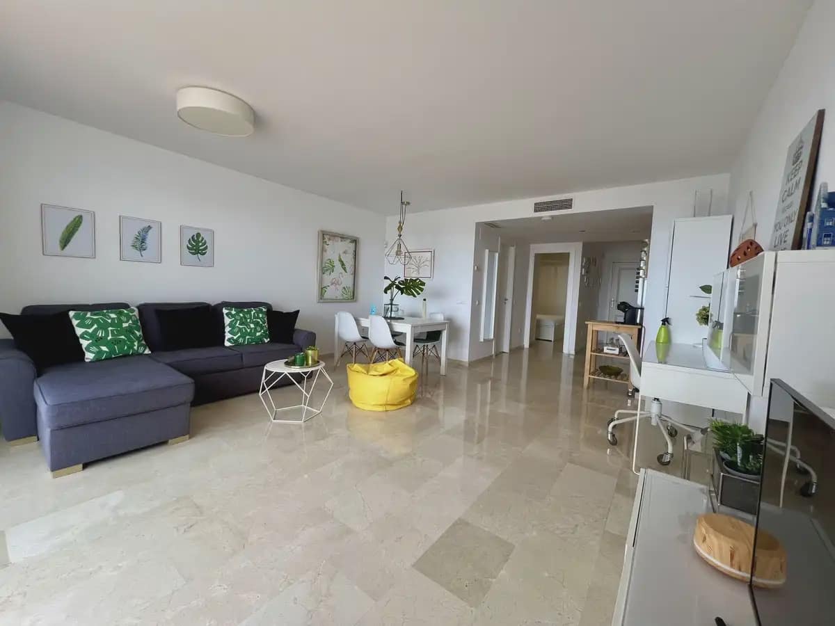 1 sypialnia Apartament na sprzedaż w Benalmadena z basenem garażem - 286 000 € (Ref: 9838526)