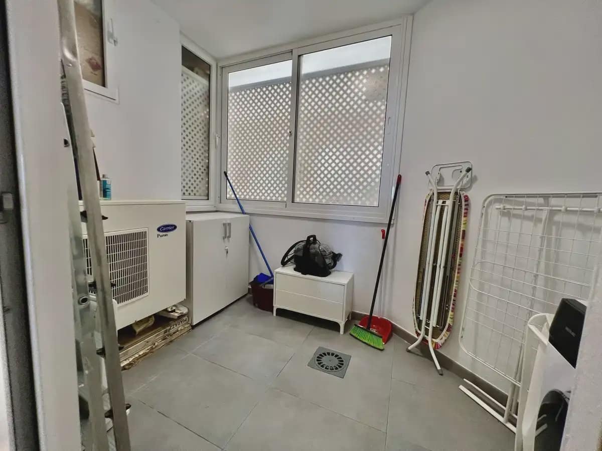1 sypialnia Apartament na sprzedaż w Benalmadena z basenem garażem - 286 000 € (Ref: 9838526)