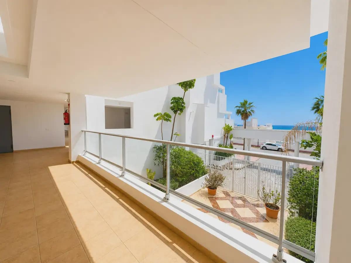 1 sypialnia Apartament na sprzedaż w Benalmadena z basenem garażem - 286 000 € (Ref: 9838526)