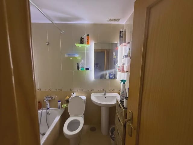 2 soveværelse Lejlighed til salg i Playa de los Boliches, Fuengirola - € 274.000 (Ref: 9838527)