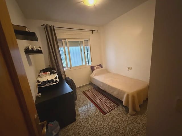 2 soveværelse Lejlighed til salg i Playa de los Boliches, Fuengirola - € 274.000 (Ref: 9838527)