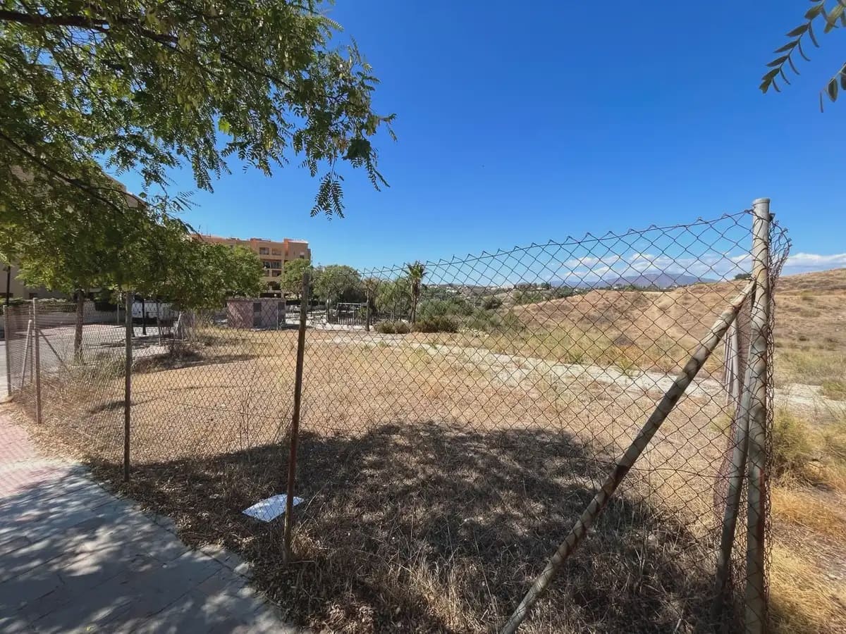 Building Plot for sale in Fuengirola - € 280,000 (Ref: 9838529)