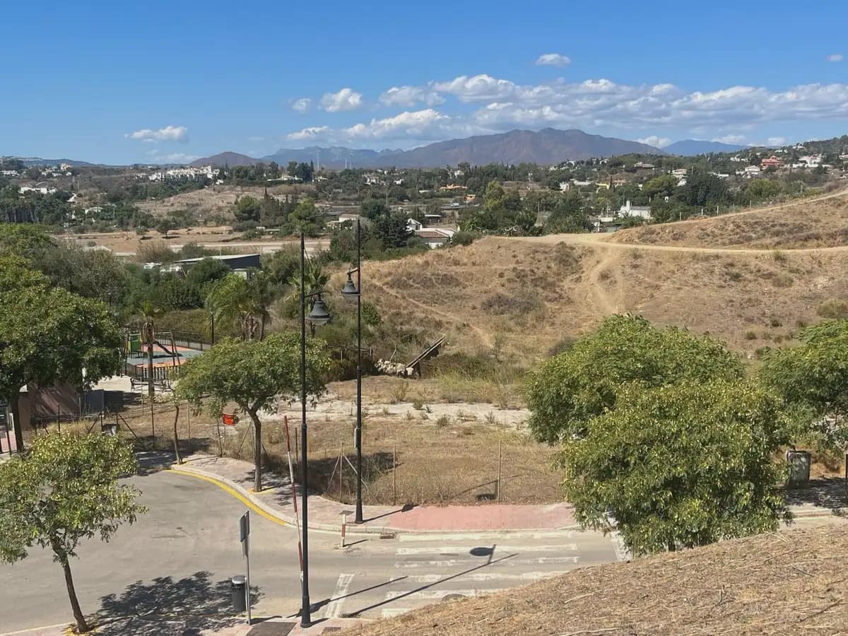 Building Plot for sale in Fuengirola - € 280,000 (Ref: 9838529)