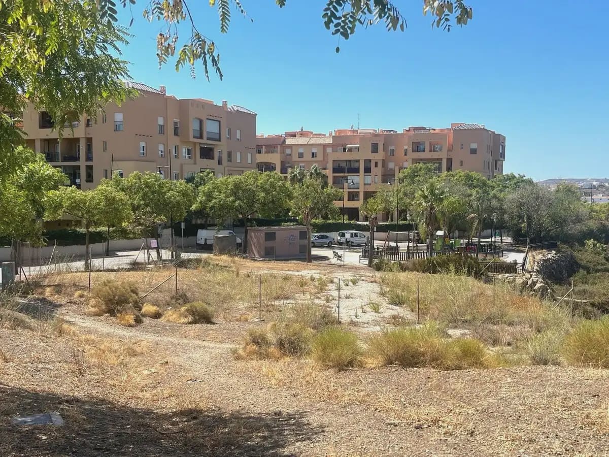 Building Plot for sale in Fuengirola - € 280,000 (Ref: 9838529)