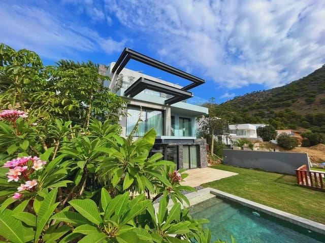 5 makuuhuone Huvila myytävänä paikassa Mijas pueblo, Mijas mukana uima-altaan 
autotalli - 1 600 000 € (Ref: 9838530)