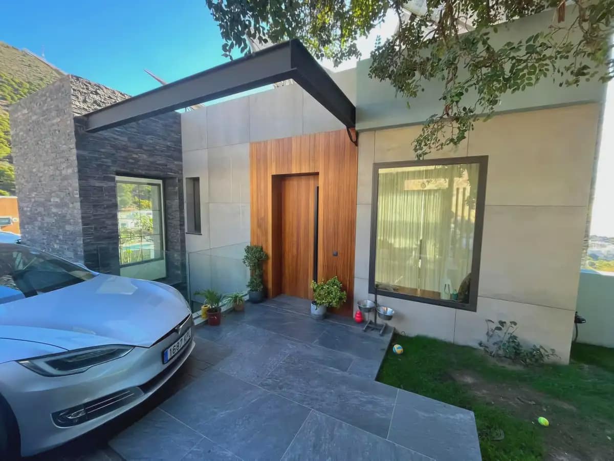 5 makuuhuone Huvila myytävänä paikassa Mijas mukana uima-altaan 
autotalli - 1 600 000 € (Ref: 9838530)