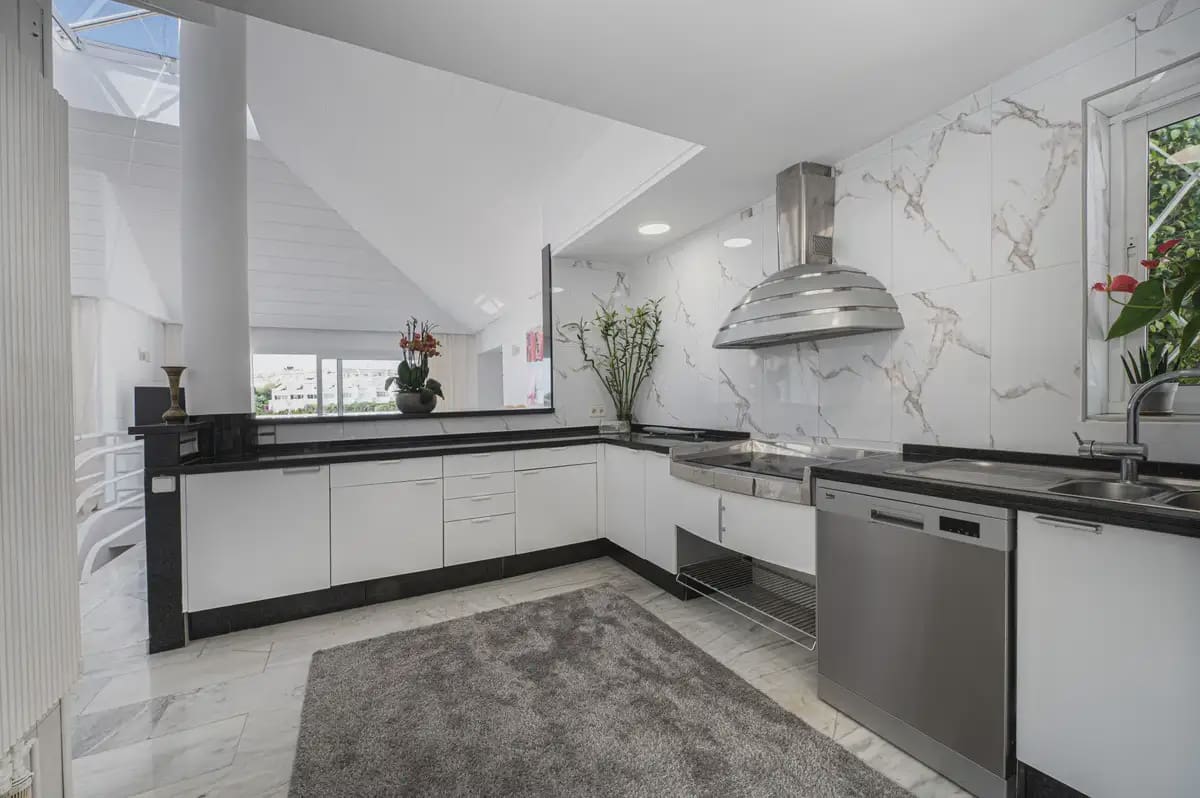 Pareado de 4 habitaciones en Mijas en venta con piscina garaje - 749.000 € (Ref: 9839825)