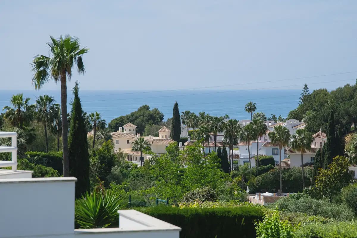 Pareado de 4 habitaciones en Mijas en venta con piscina garaje - 749.000 € (Ref: 9839825)
