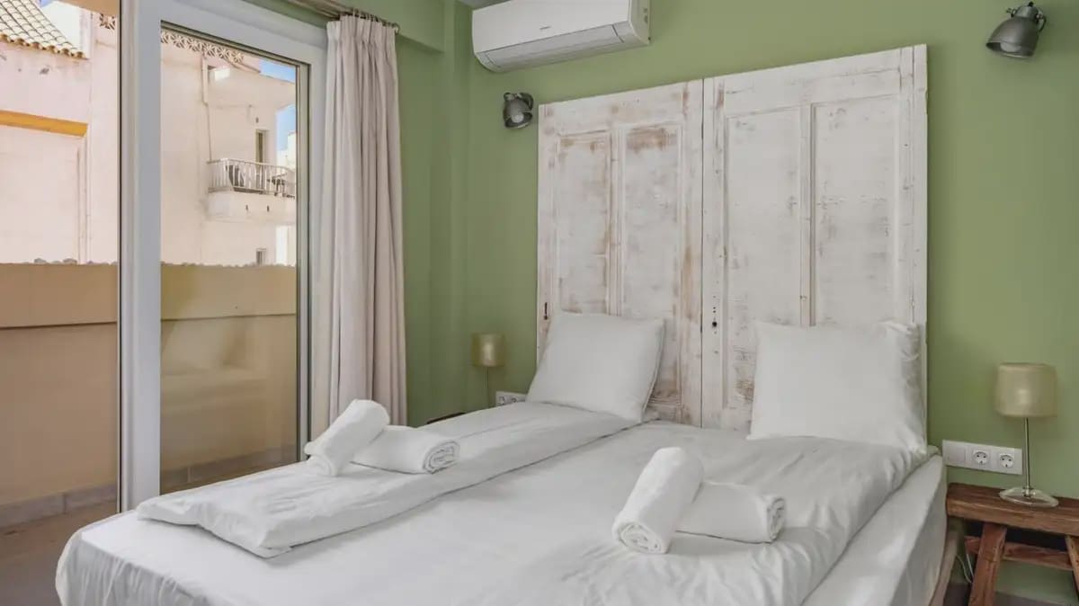 2 bedroom Beach Apartment for sale in Fuengirola - € 525,000 (Ref: 9841703)