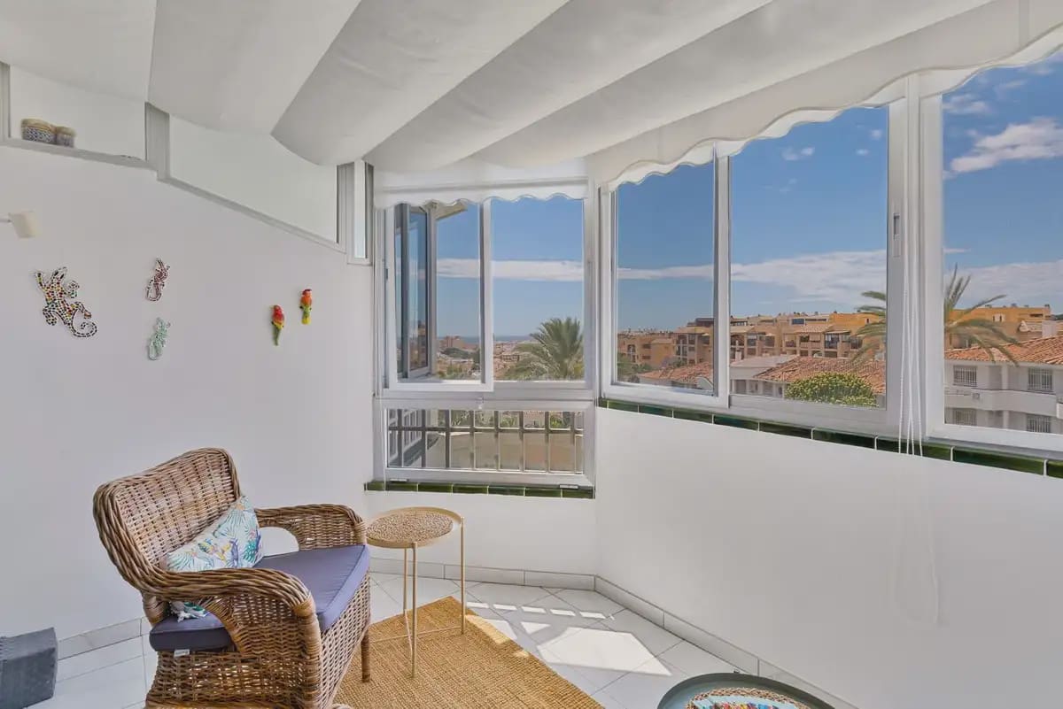 1 soveværelse Lejlighed til salg i Fuengirola med swimmingpool - € 235.000 (Ref: 9843748)