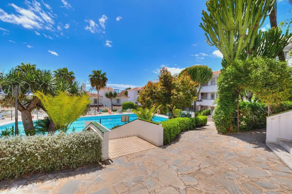 1 soveværelse Lejlighed til salg i Fuengirola med swimmingpool - € 235.000 (Ref: 9843748)