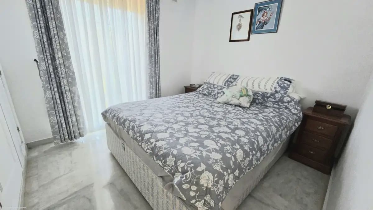 3 Zimmer Haus zu verkaufen in Marbella mit Pool Garage - 525.000 € (Ref: 9844614)