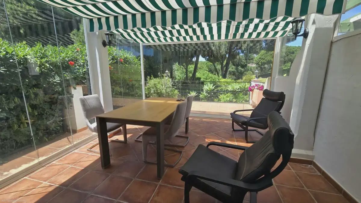 3 Zimmer Haus zu verkaufen in Marbella mit Pool Garage - 525.000 € (Ref: 9844614)
