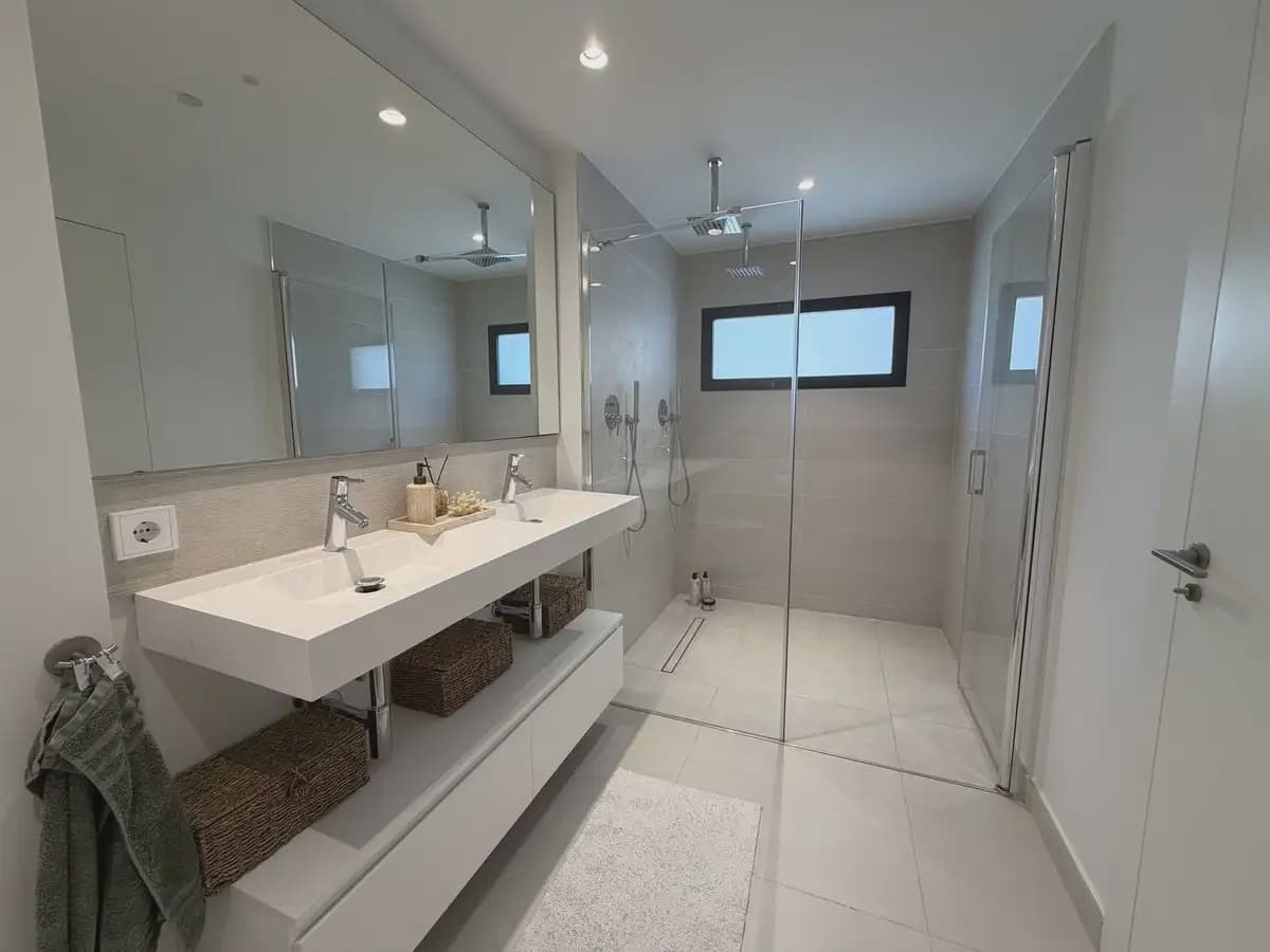 3 sypialnia Apartament na sprzedaż w Fuengirola z basenem garażem - 699 000 € (Ref: 9848412)